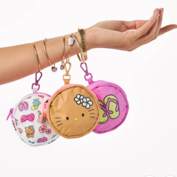 Aloha Collection Cutie Set Icons Hello Kitty NWT - Picture 6 of 6